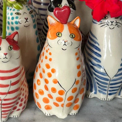 Resin Crafts Dot Vase Cat